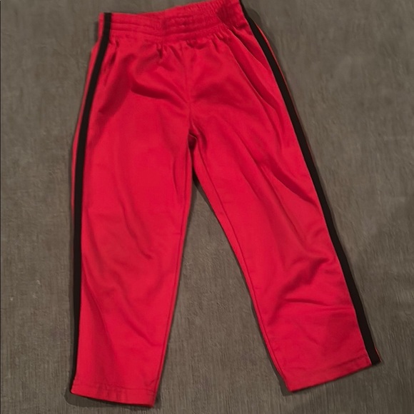 5/$20 Toddler Boy Joggers 3T - Picture 1 of 3